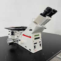 Leica DMIRE2 Microscope image 0